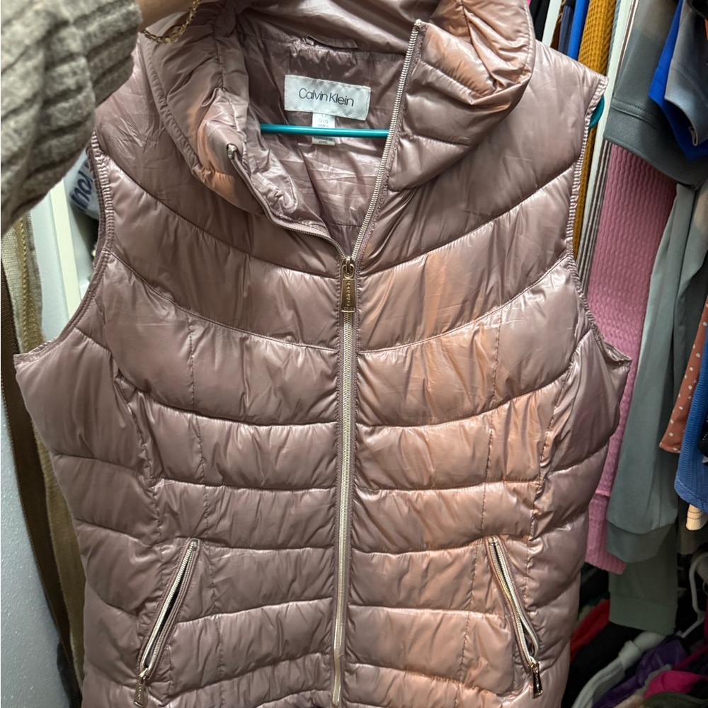 Calvin Klein Women's Blush Quilted Vest